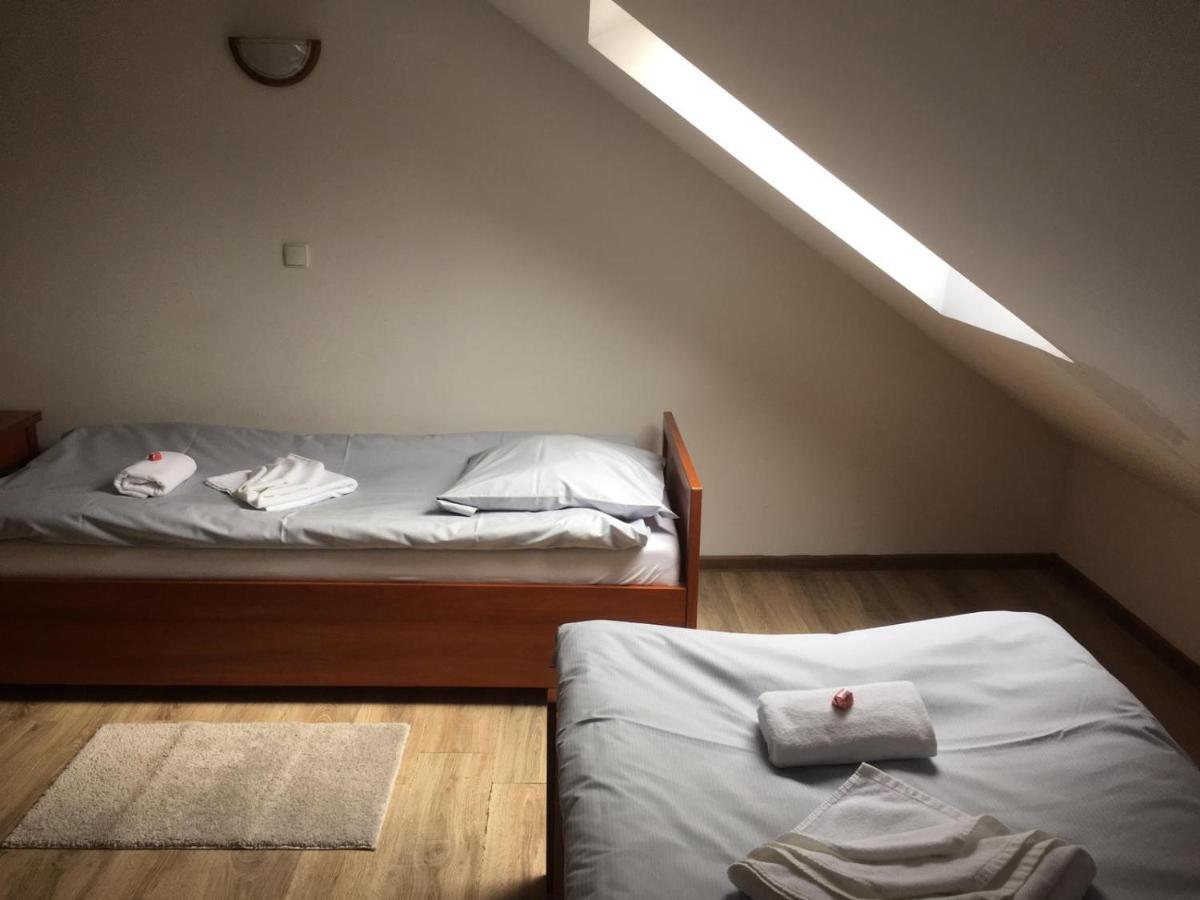 Noclegi Walbrzych - Pokoje Konrad Buitenkant foto